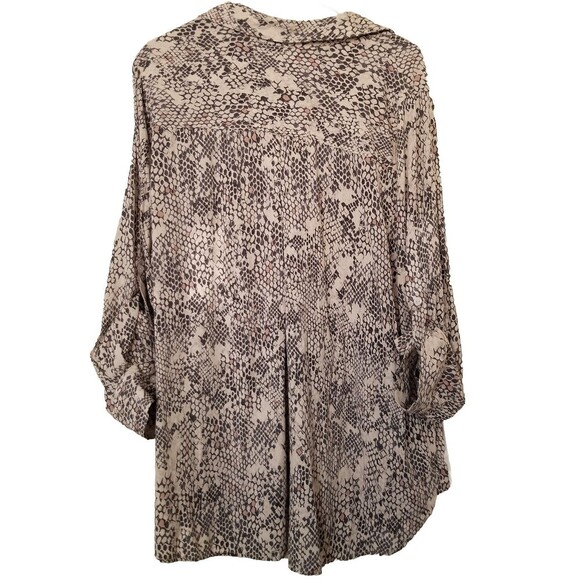 Velvet Heart Shirt Womens 2X Animal Print Snake Cream Gray Long Sleeve Button - Picture 2 of 4